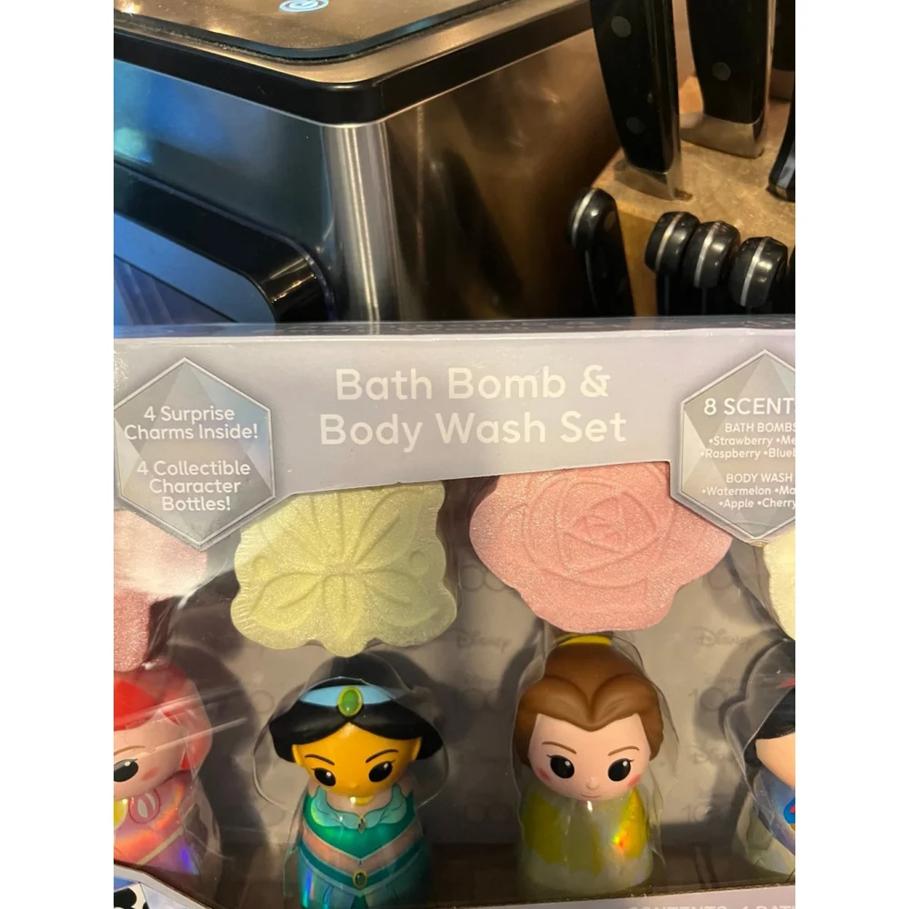 New Disney Princess 100th Anniversary Bath Bomb & Body Wash Set - Picture 3 of 6